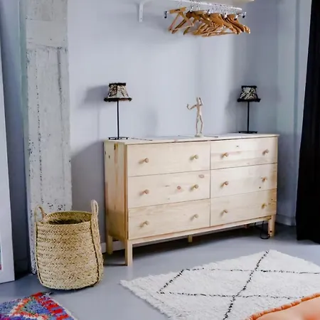 Espacio Triple Y Completamente Equipado * Bilbao