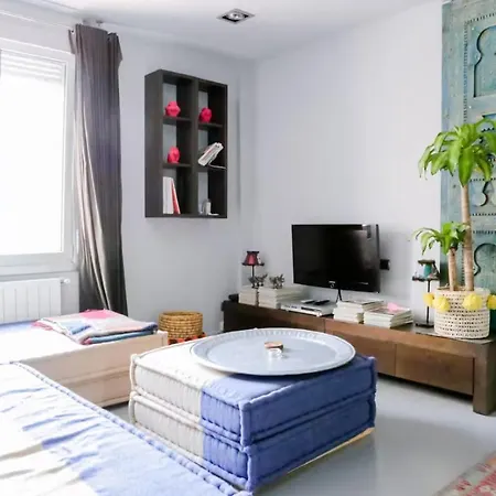 Espacio Triple Y Completamente Equipado Проживання в сім'ї